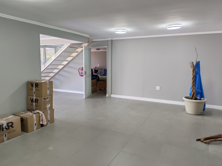 To Let commercial Property for Rent in Asla Park Western Cape